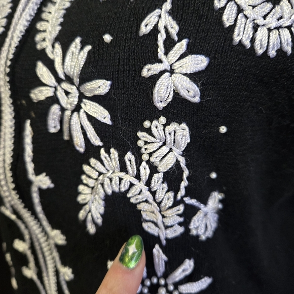 Vintage Y2K black and white Worthingon embroidered beaded short sleeved cardigan - Picture 4 of 6